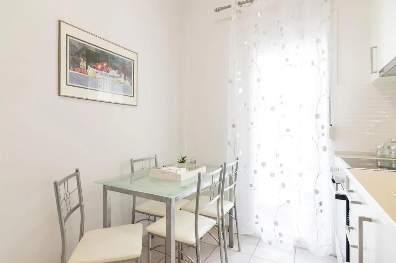 F & B Collection - Flat For 3 Apartment Thessaloniki 0*,